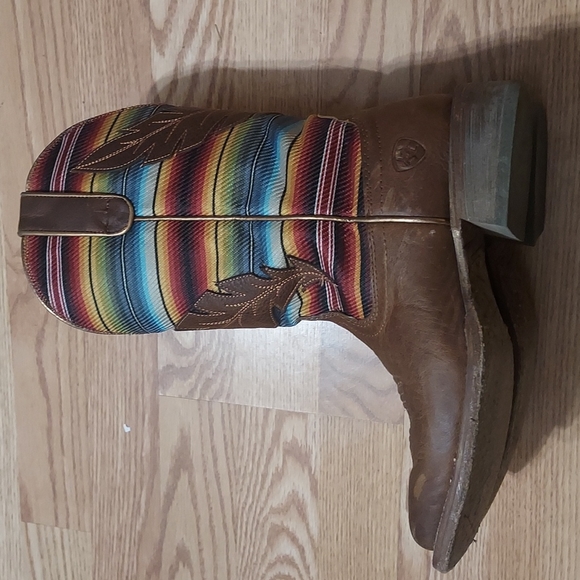 Ariat Square Toe - Picture 4 of 7